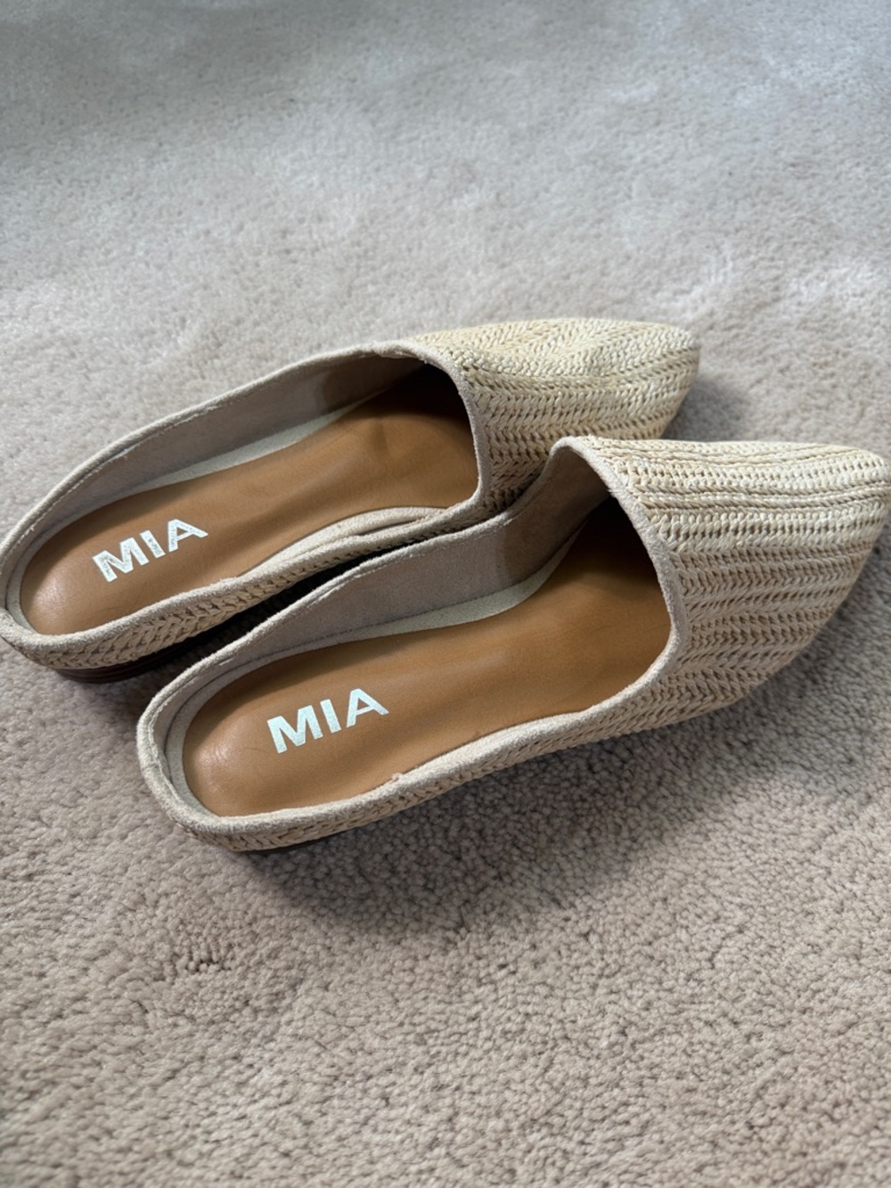 MIA Natural Raffia Pointed Mules - Picture 4 of 10